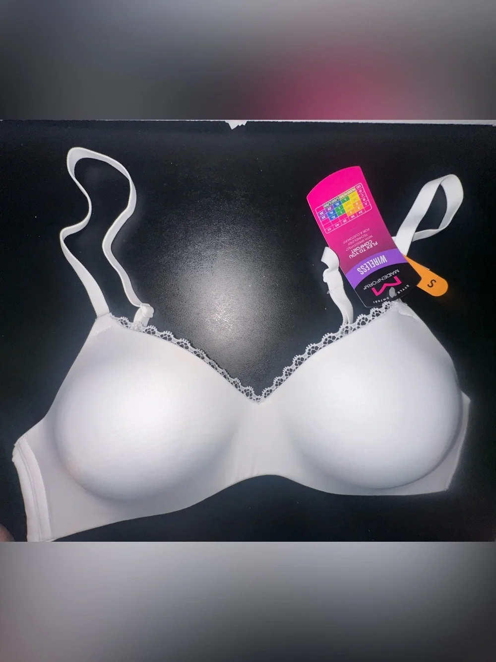Maidenform White Lace-Edge T-Shirt Bra